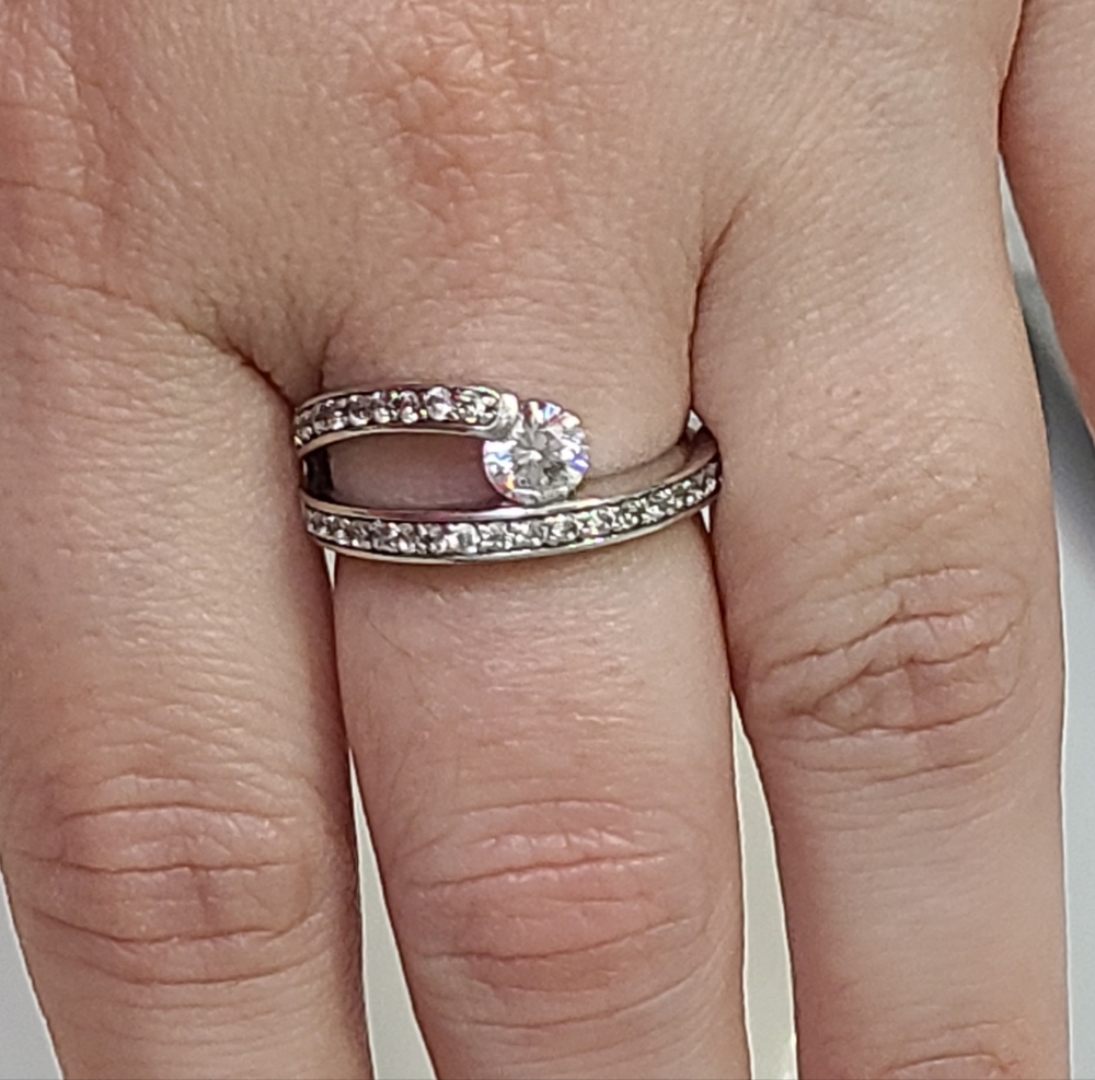 Vintage Elegant Sterling Silver Crystal Solitaire Wrap Statement Ring